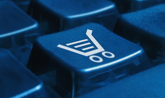 Na co zwracać uwagę kupując produkty spożywcze przez Internet?